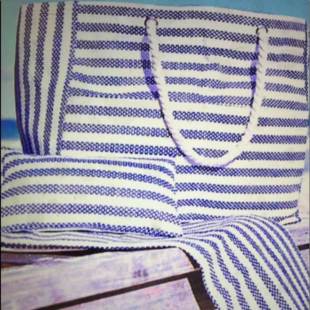 Brand new Dsw Beach day 3- piece